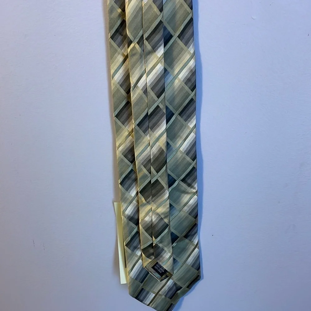 Roberto Villini Couture Silk Stain Resistant Geometric Necktie Tie